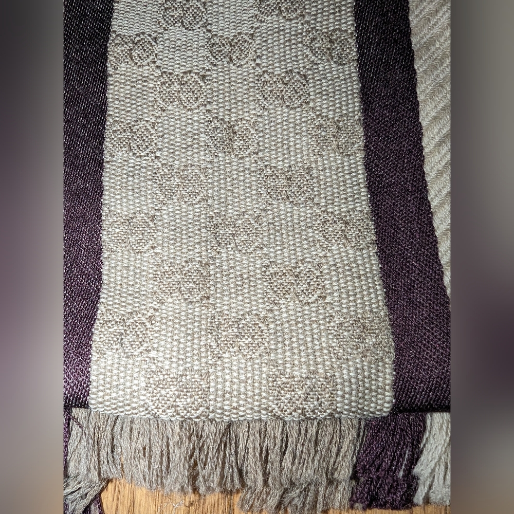 Gucci scarf - Picture 7 of 16